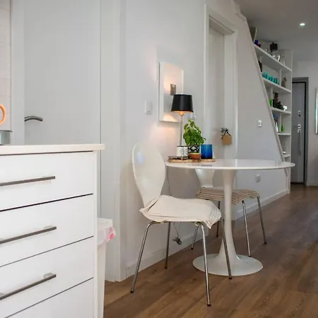 بيت للعطل Stunning Duplex With Sunny Garden Lisboa