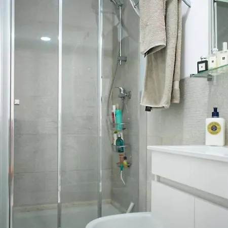 Stunning Duplex With Sunny Garden * Lisboa