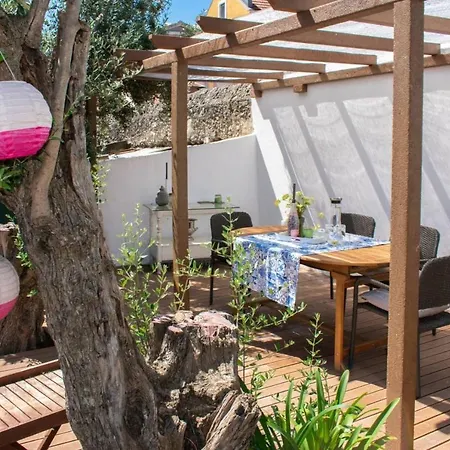 بيت للعطل Stunning Duplex With Sunny Garden *